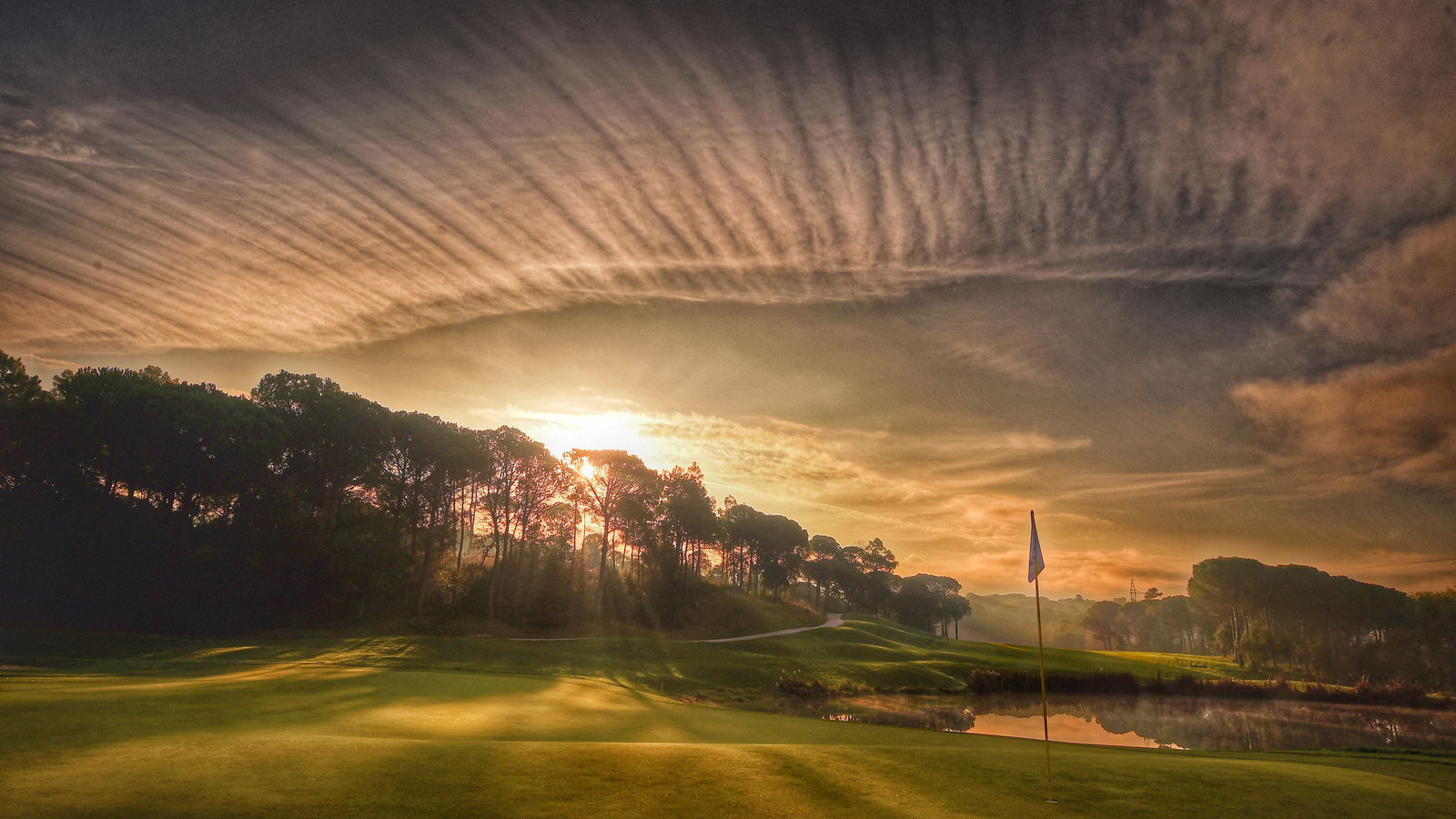 Golfy card offers 25% discount on European green fees